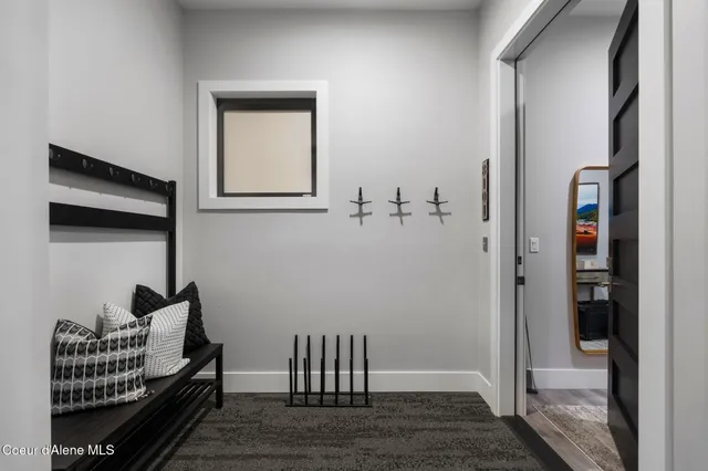 $2,147,000 | 802 Sandpoint Avenue, Unit 8104, Sandpoint, ID 83864