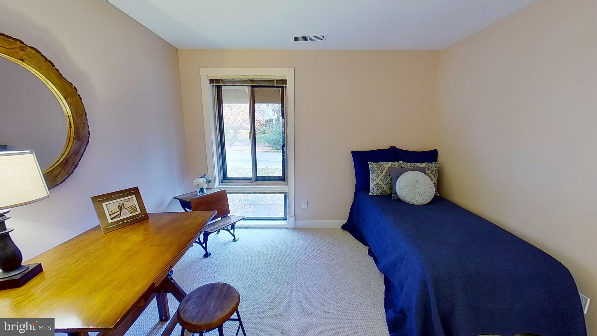7 Cross Keys Road, Unit 7E Baltimore, MD 21210 - Photo 19 of 40 Great home office- working remotely