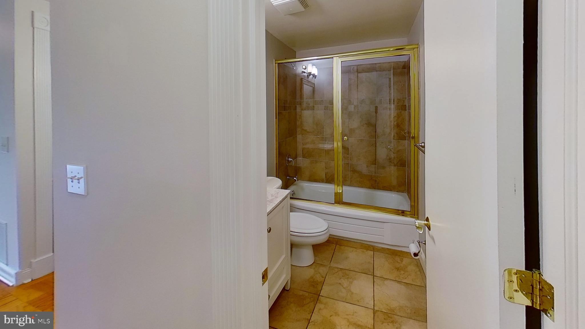 7 Cross Keys Road, Unit 7E Baltimore, MD 21210 - Photo 24 of 40 Second Full BA