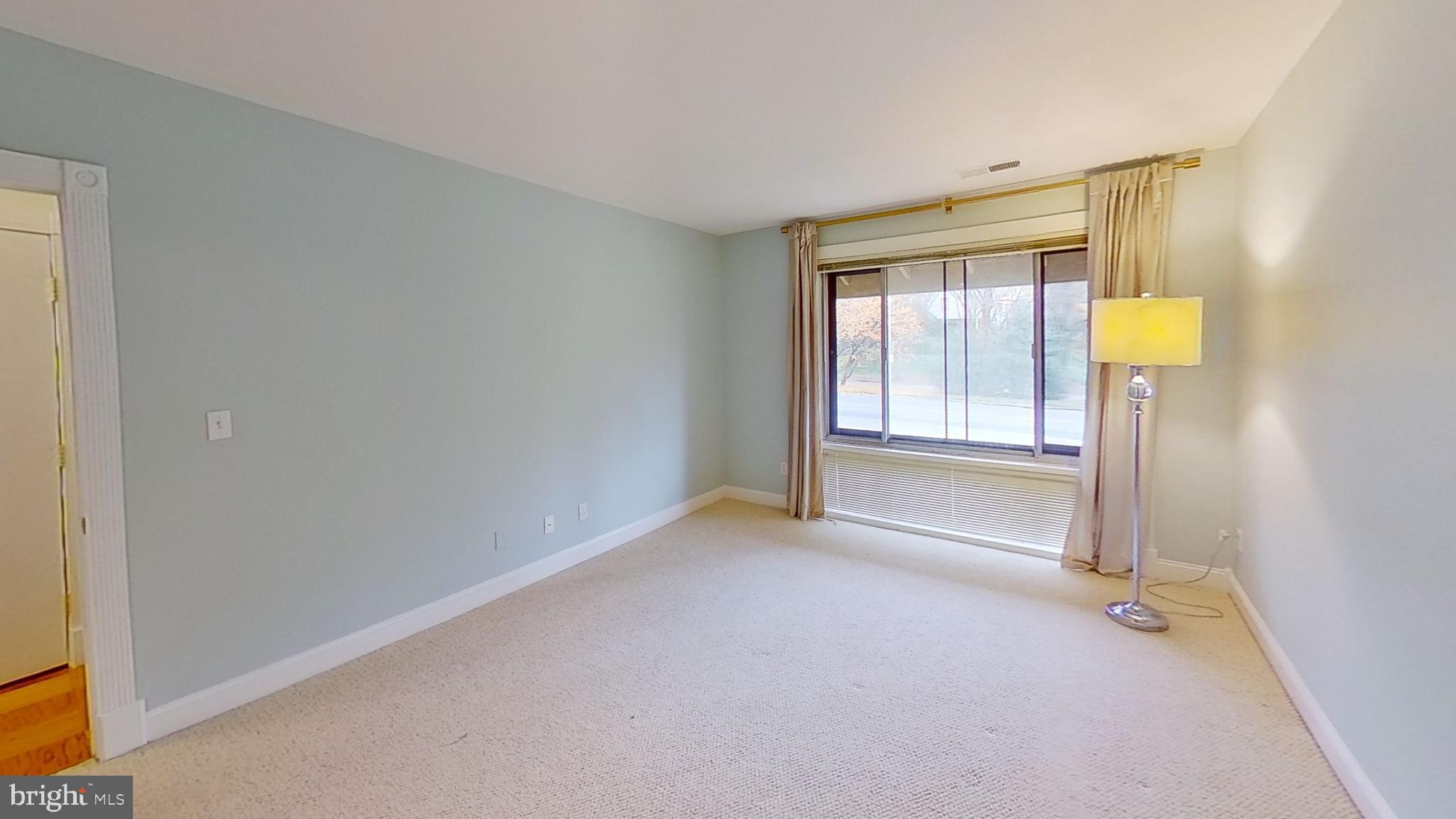 7 Cross Keys Road, Unit 7E Baltimore, MD 21210 - Photo 26 of 40 Large Picture Window in Owners BD