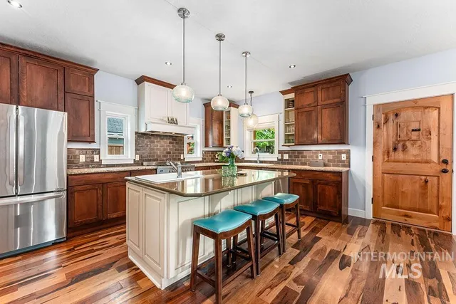 $925,000 | 811 West Eastman Street, Boise, ID 83702