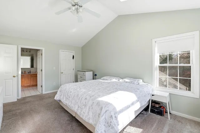 $750,000 | 14 Mark's Lane, Freetown, MA 02717