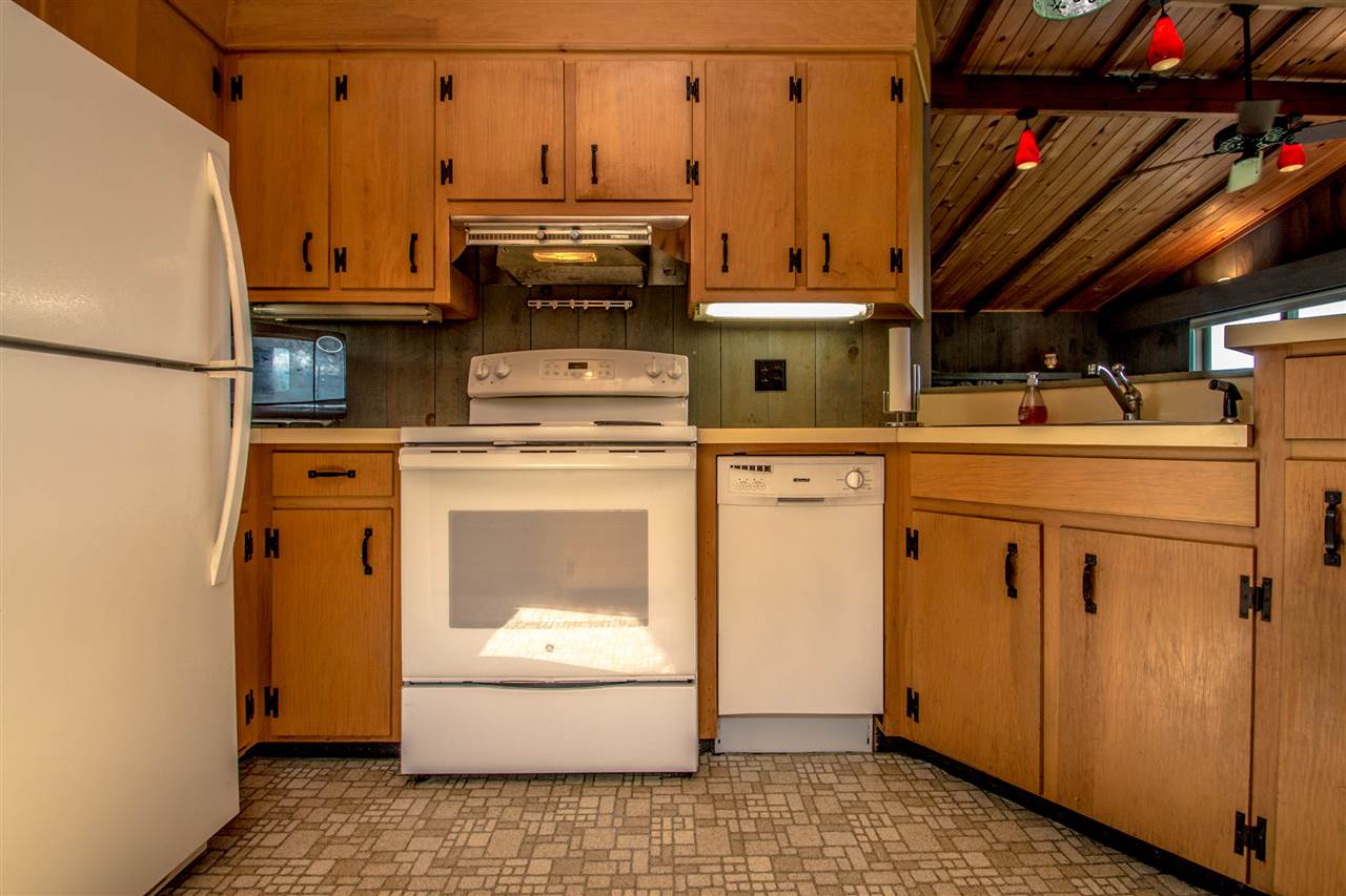 52 Mountain View Road Jackson, NH 03846 - Photo 8 of 40