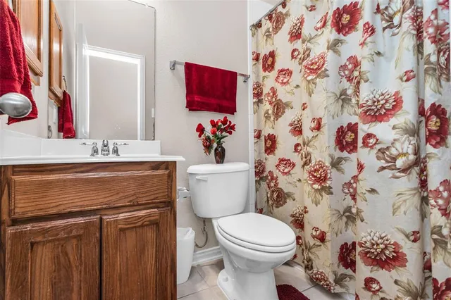 a view of livingroom with furniture and wooden floor