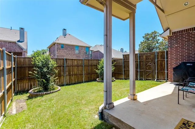 a room with projector and screen