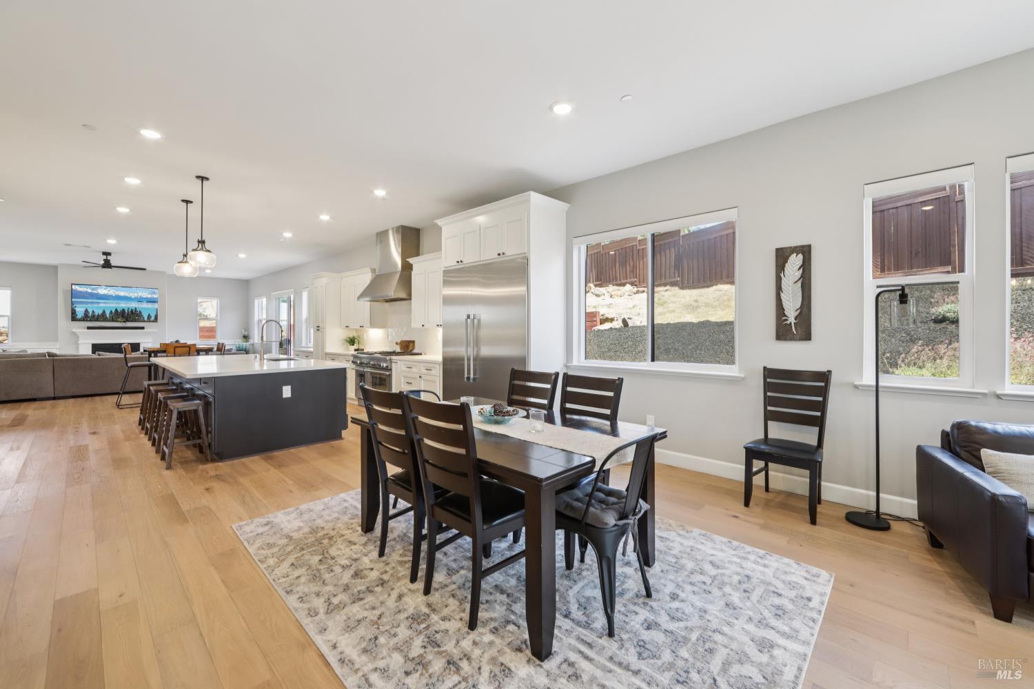 3675 Wyndemere Circle Santa Rosa, CA 95403 - Photo 5 of 50