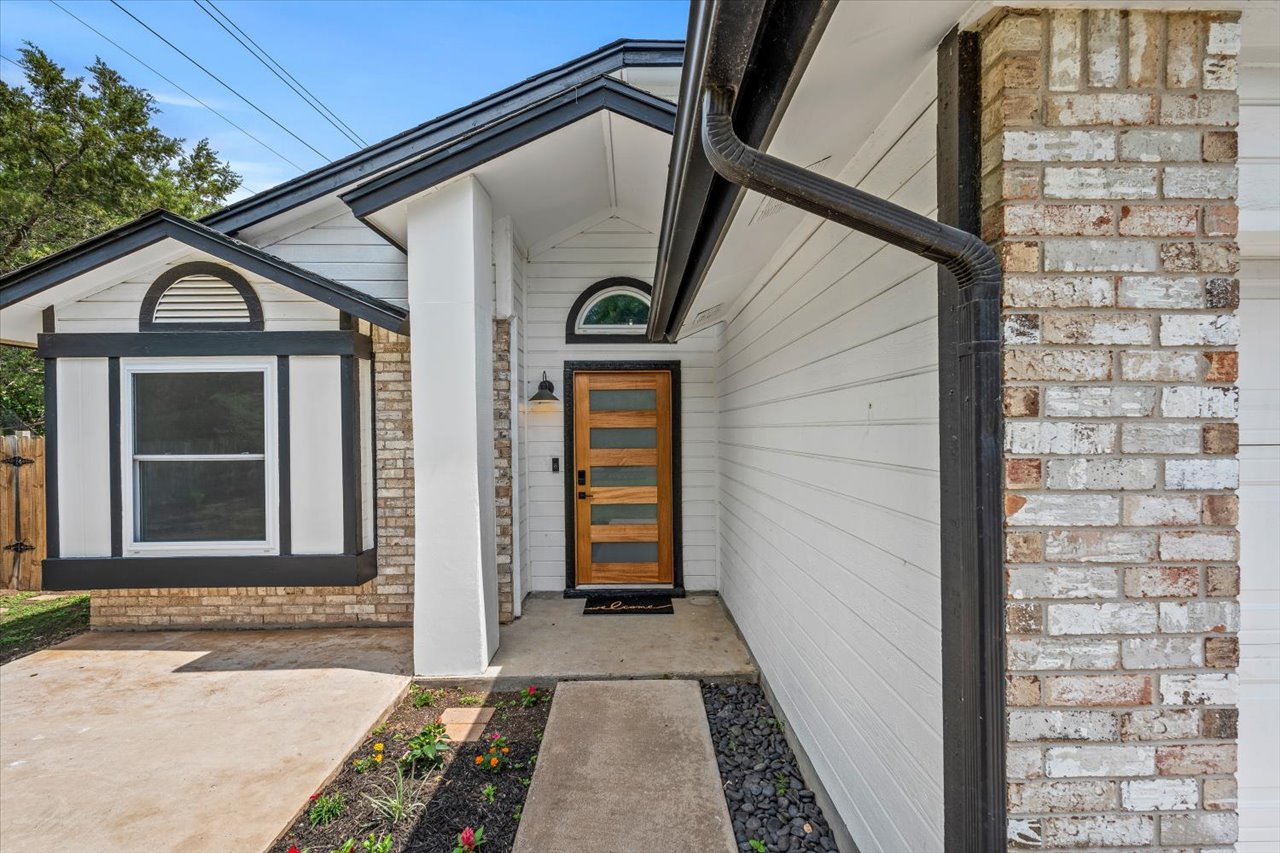 4004 Danli Lane Austin, TX 78749 - Photo 3 of 40 a view of entrance door of the house