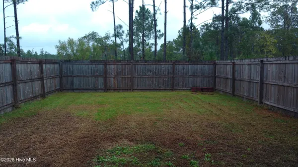 $1,695 | 309 Frisco Way, Holly Ridge, NC 28445