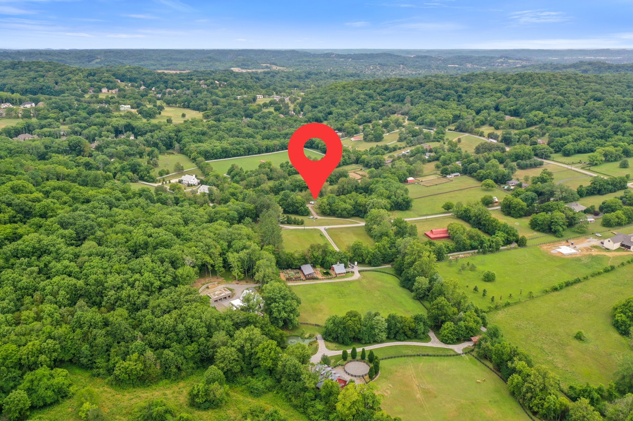 200 Green Road Franklin, TN 37069 - Photo 2 of 10 Gallery Image 2