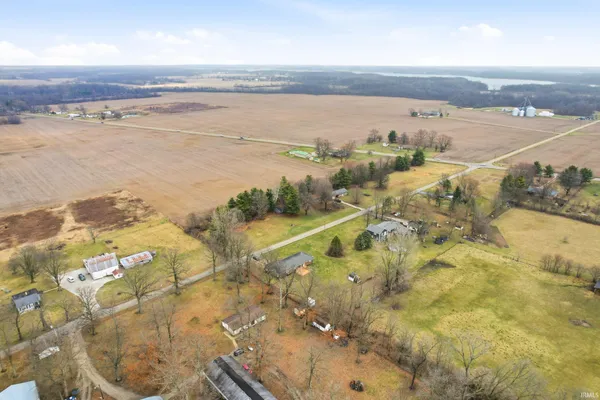 $286,900 | 5701 East 650 S Road, Muncie, IN 47302