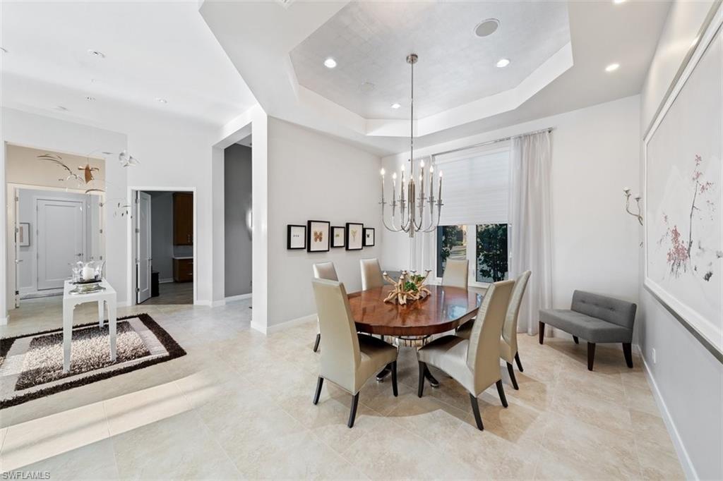 7763 Classics Drive Naples, FL 34113 - Photo 7 of 32 Dinning room