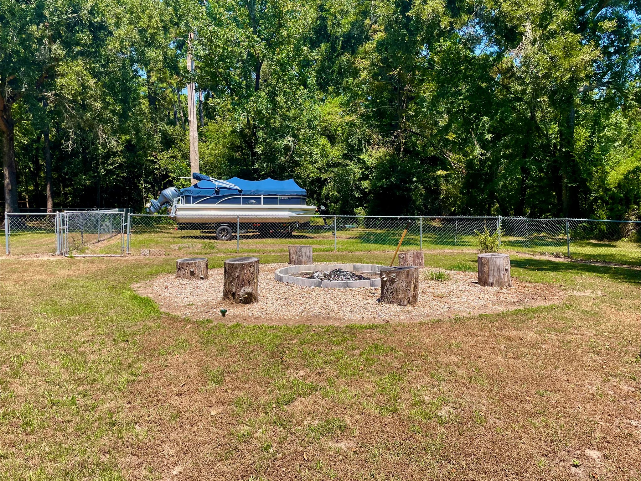14733 Calhoun Main House Road Conroe, TX 77302 - Photo 32 of 40 Gallery Image 32