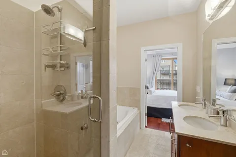 $525,000 | 2229 North Leavitt Street, Unit 2, Chicago, IL 60647