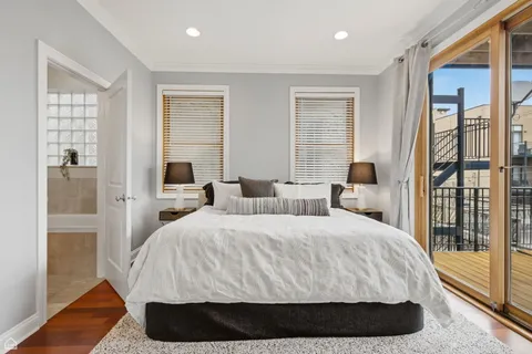 $525,000 | 2229 North Leavitt Street, Unit 2, Chicago, IL 60647