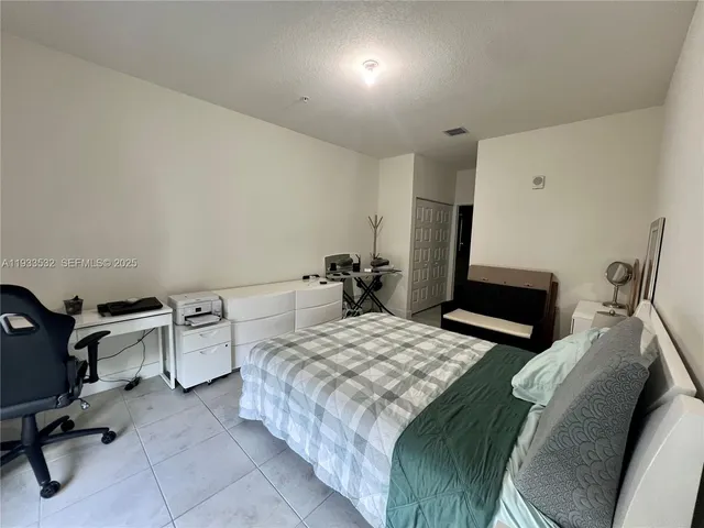 $3,300 | 8301 Northwest 41st Street, Unit B405, Doral, FL 33178