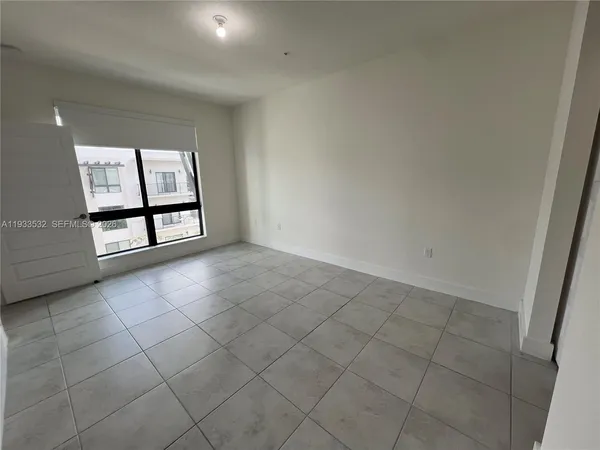 $3,100 | 8301 Northwest 41st Street, Unit B405, Doral, FL 33178