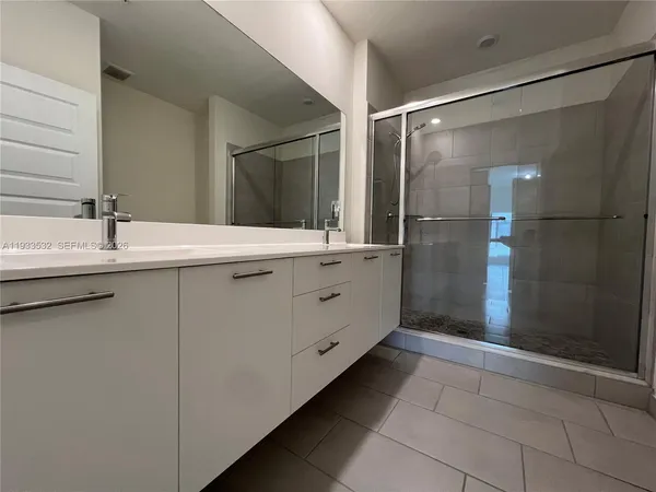 $3,100 | 8301 Northwest 41st Street, Unit B405, Doral, FL 33178