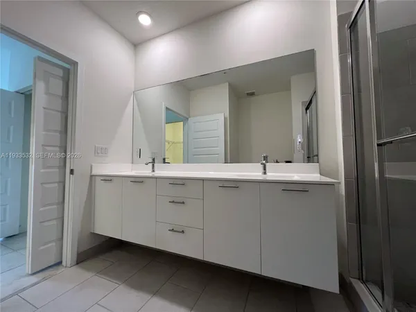$3,100 | 8301 Northwest 41st Street, Unit B405, Doral, FL 33178