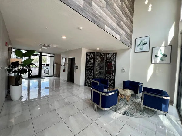 $3,100 | 8301 Northwest 41st Street, Unit B405, Doral, FL 33178