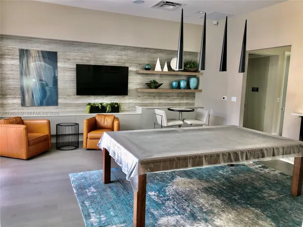 $3,100 | 8301 Northwest 41st Street, Unit B405, Doral, FL 33178
