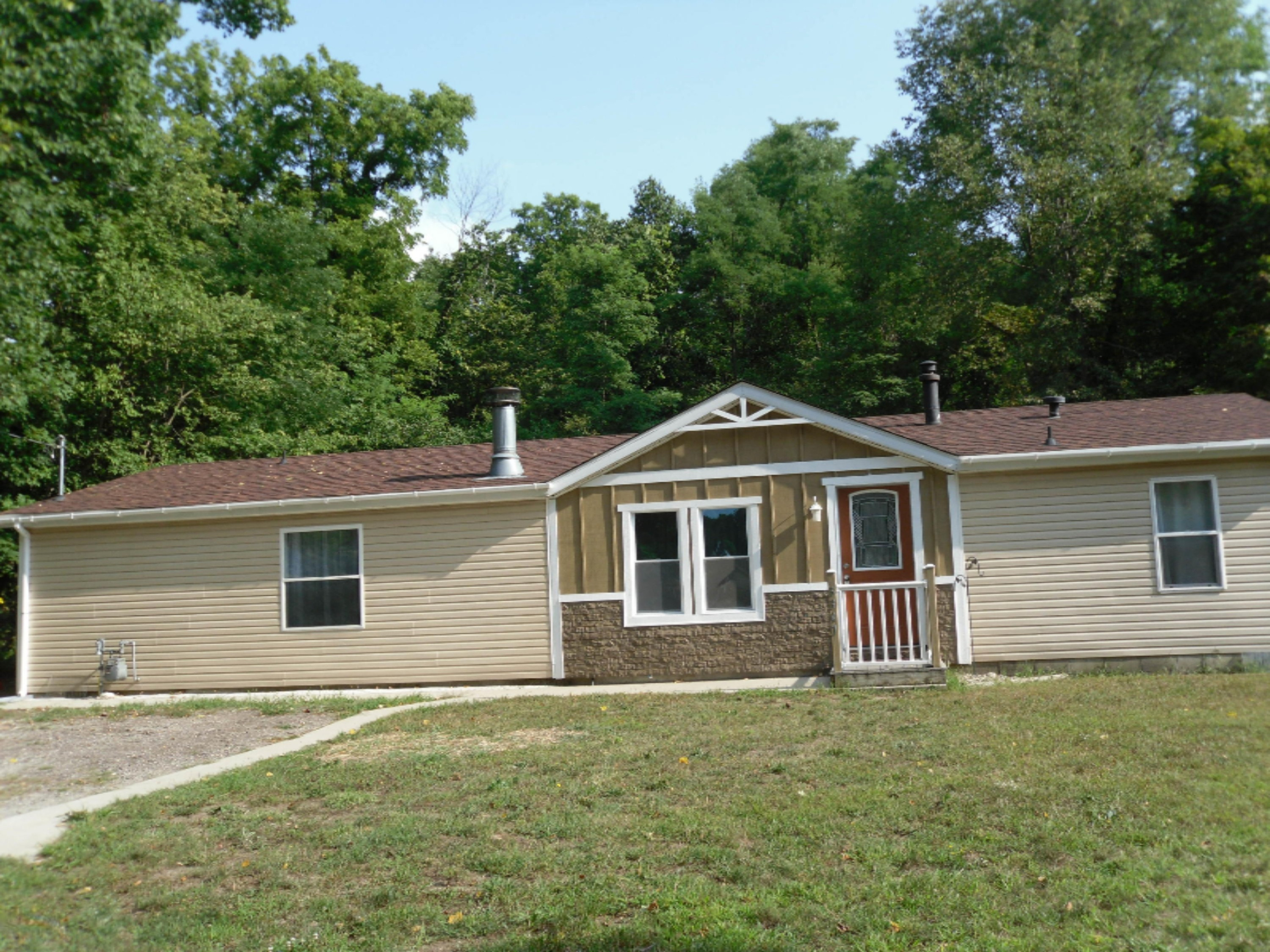 3347 Babylon Road Allegan, MI 49010 - Photo 1 of 1 SAM_2152