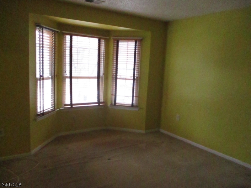 76 Boston Street Newark, NJ 07103 - Photo 2 of 11