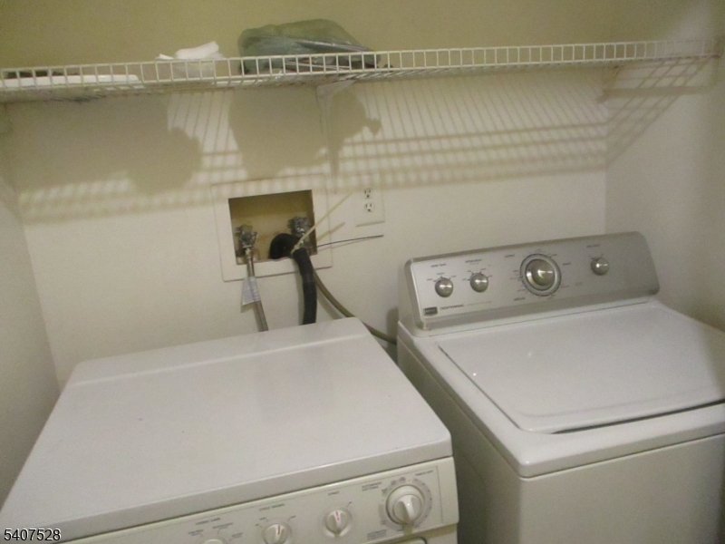 76 Boston Street Newark, NJ 07103 - Photo 4 of 11