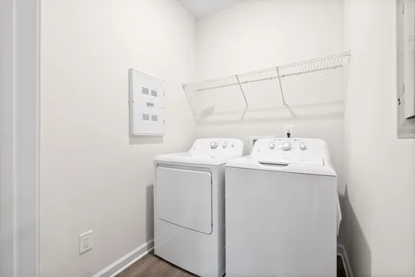 $1,415 | 15 Millswood Drive, Unit B111, Clarksville, TN 37042