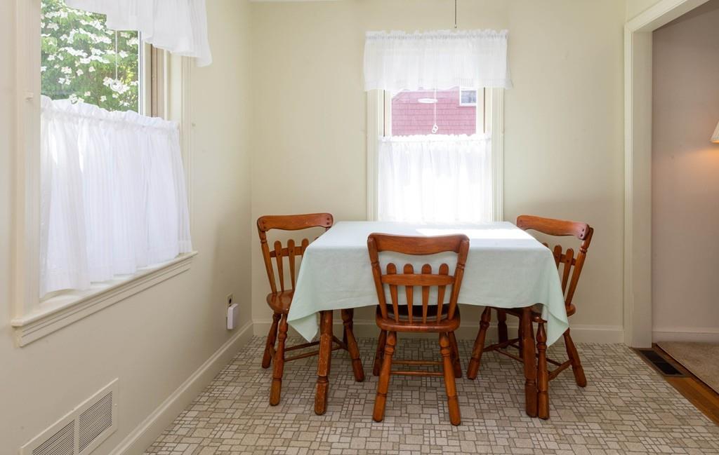 19 Thistledale Road Wakefield, MA 01880 - Photo 11 of 19 Gallery Image 11