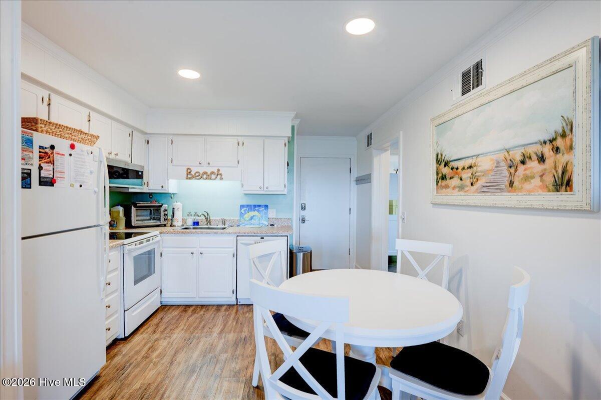 2008 East Fort Macon Road, Unit E14 Atlantic Beach, NC 28512 - Photo 9 of 42 12-2008_Fort_Macon_E14-12