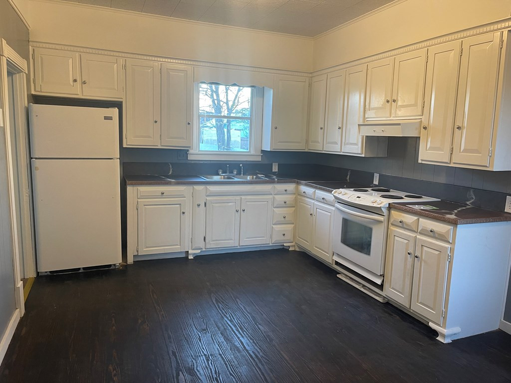 707 North 9th Street Ballinger, TX 76821 - Photo 6 of 17 Photo 6