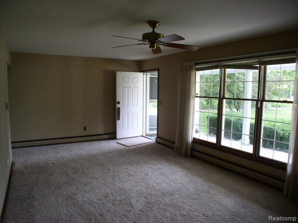 5872 Shea Road Marine City, MI 48039 - Photo 9 of 55 P1010037.JPG