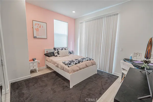 $735,000 | 27154 Vly Oak Place, Valencia, CA 91381