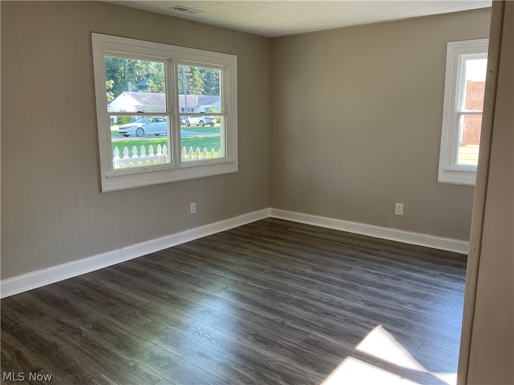 5955 Chapel Road Madison, OH 44057 - Photo 7 of 22