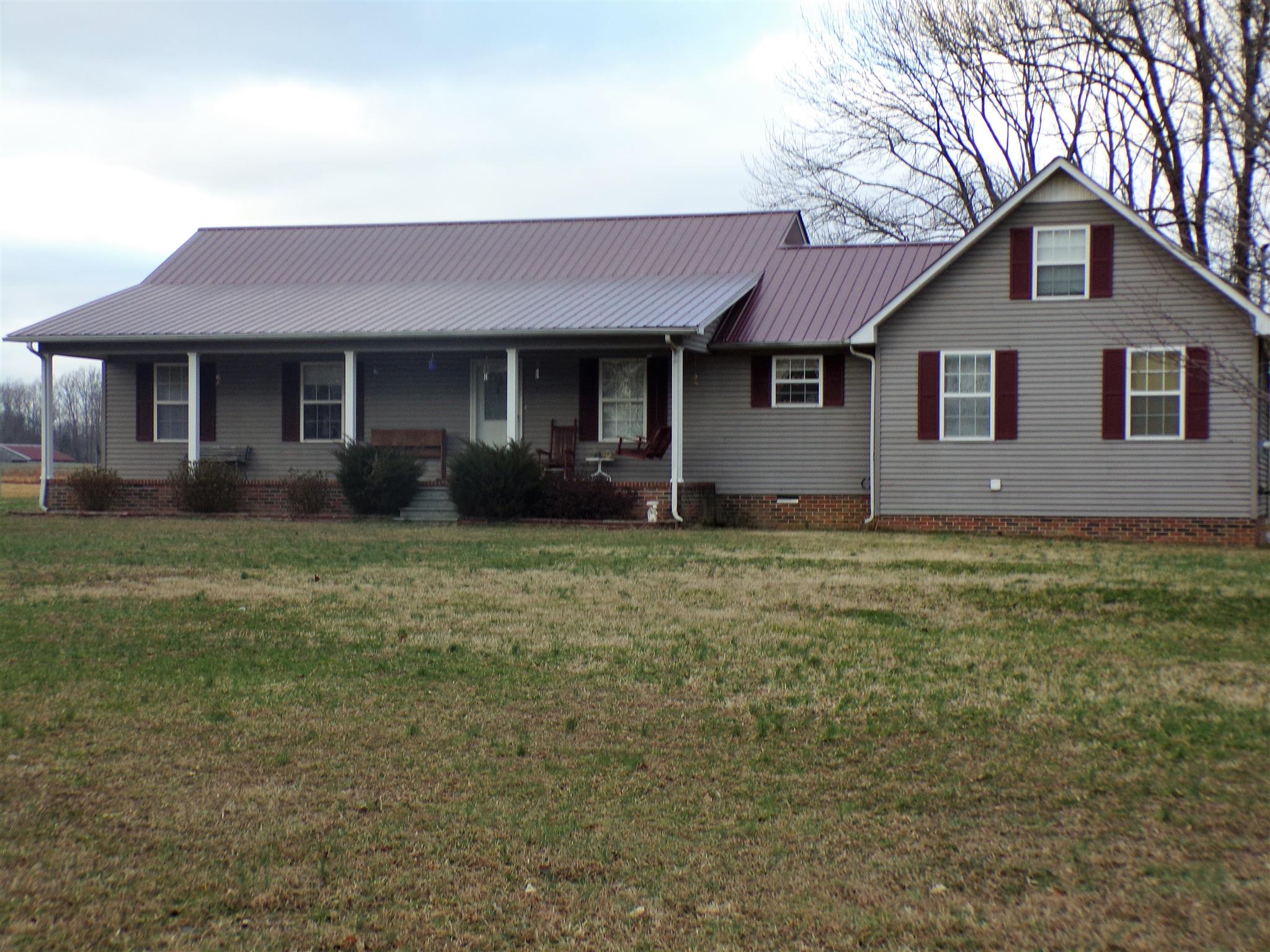 124 Morton Road Manchester, TN 37355 - Photo 1 of 11 Large home located just off exit 105 this home sits on 1.6 acres this home has lots of possibilities