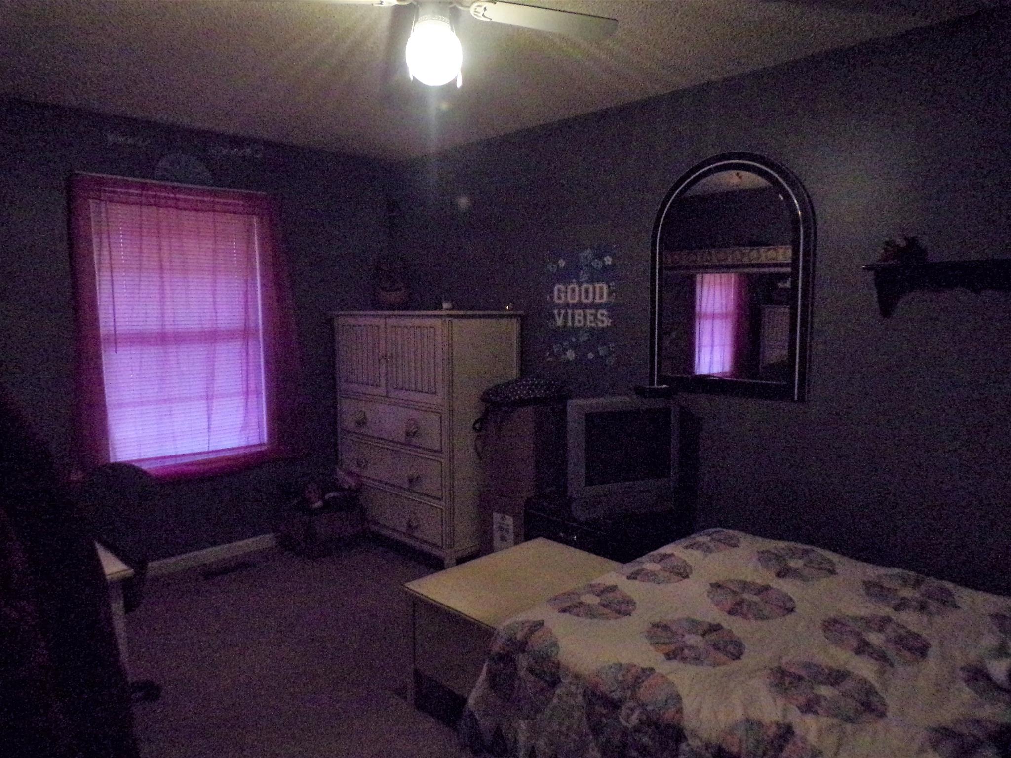 124 Morton Road Manchester, TN 37355 - Photo 10 of 11 A large third bedroom