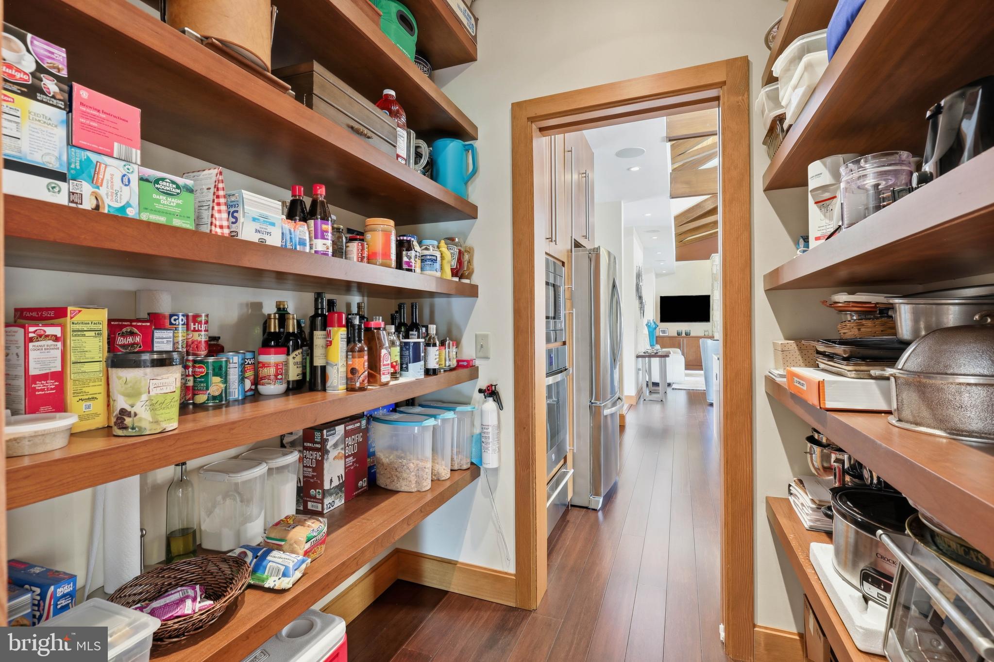 1885 Greenbriar Road York, PA 17404 - Photo 18 of 74 Pantry
