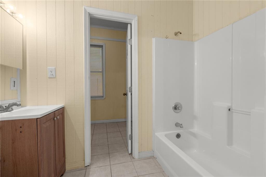 5032 Shell Road Lafitte, LA 70067 - Photo 24 of 33 Gallery Image 24