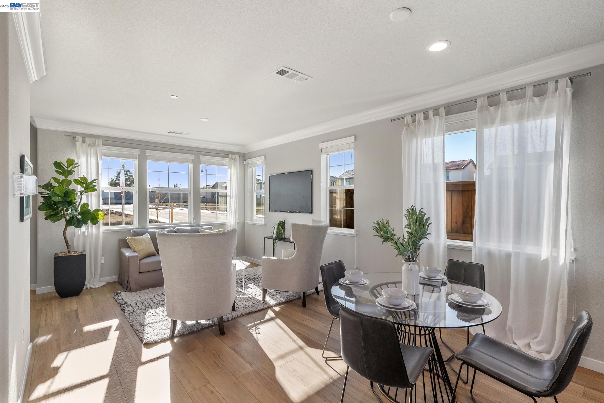 1492 Monument Lane Fairfield, CA 94533 - Photo 5 of 20 Photos are of model home