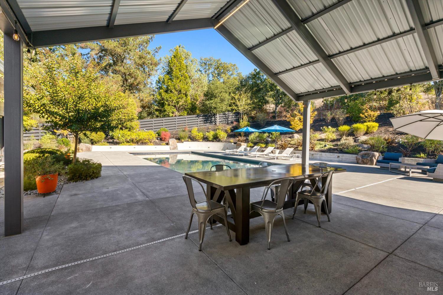 1524 Chablis Road Healdsburg, CA 95448 - Photo 25 of 44 Gallery Image 25