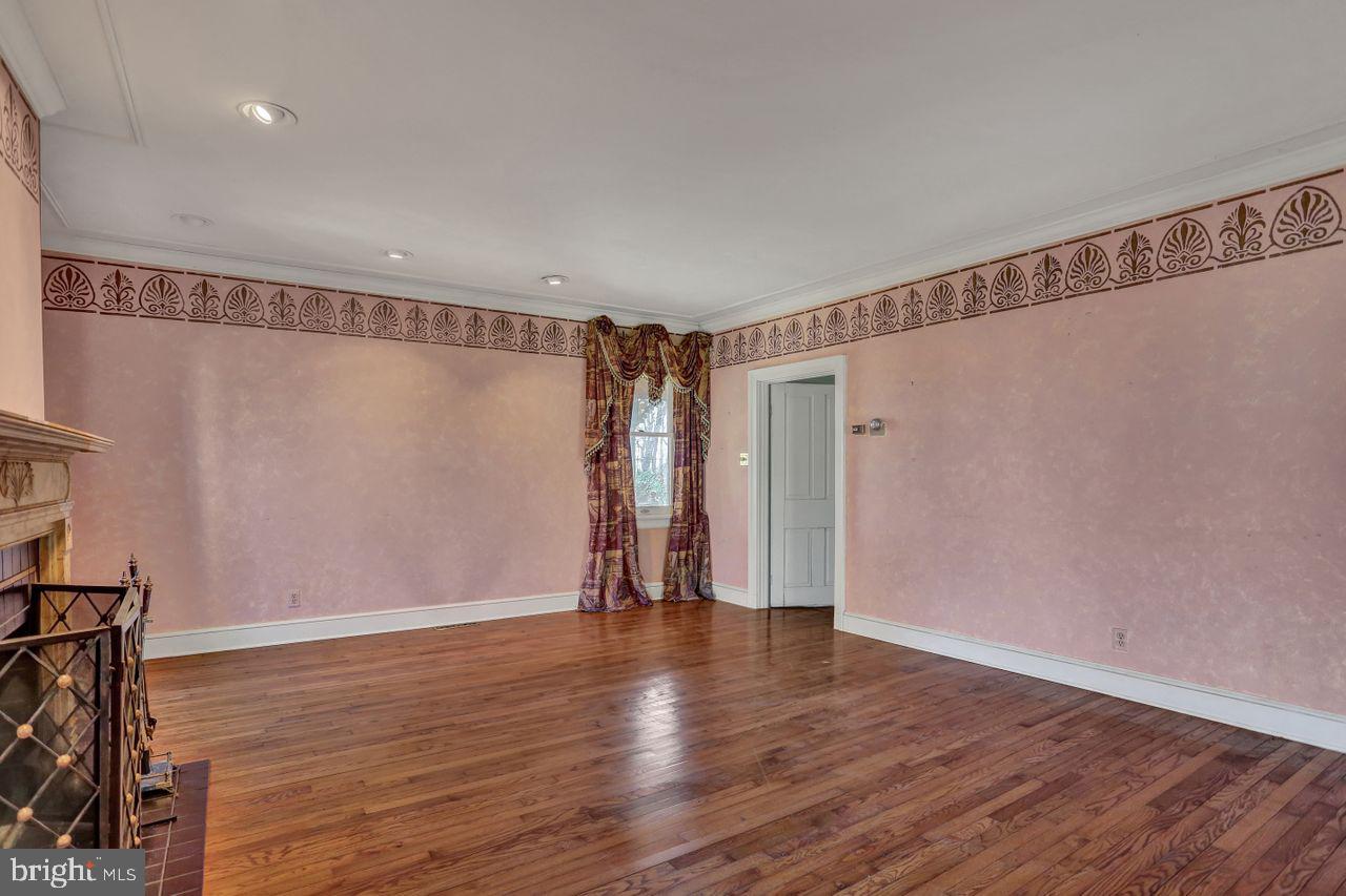 1827 Landis Road Mount Joy, PA 17552 - Photo 17 of 34 Gallery Image 17