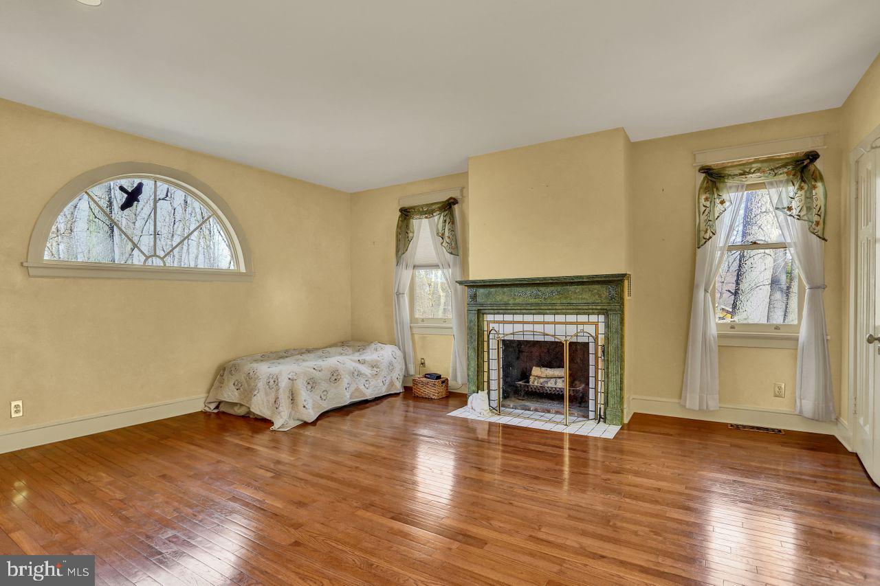 1827 Landis Road Mount Joy, PA 17552 - Photo 20 of 34 Gallery Image 20
