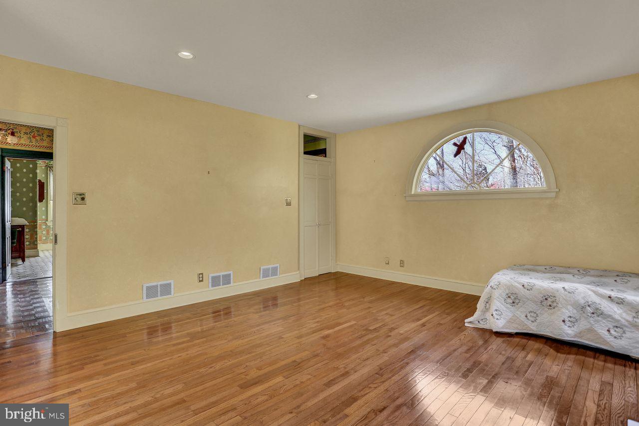 1827 Landis Road Mount Joy, PA 17552 - Photo 22 of 34 Gallery Image 22