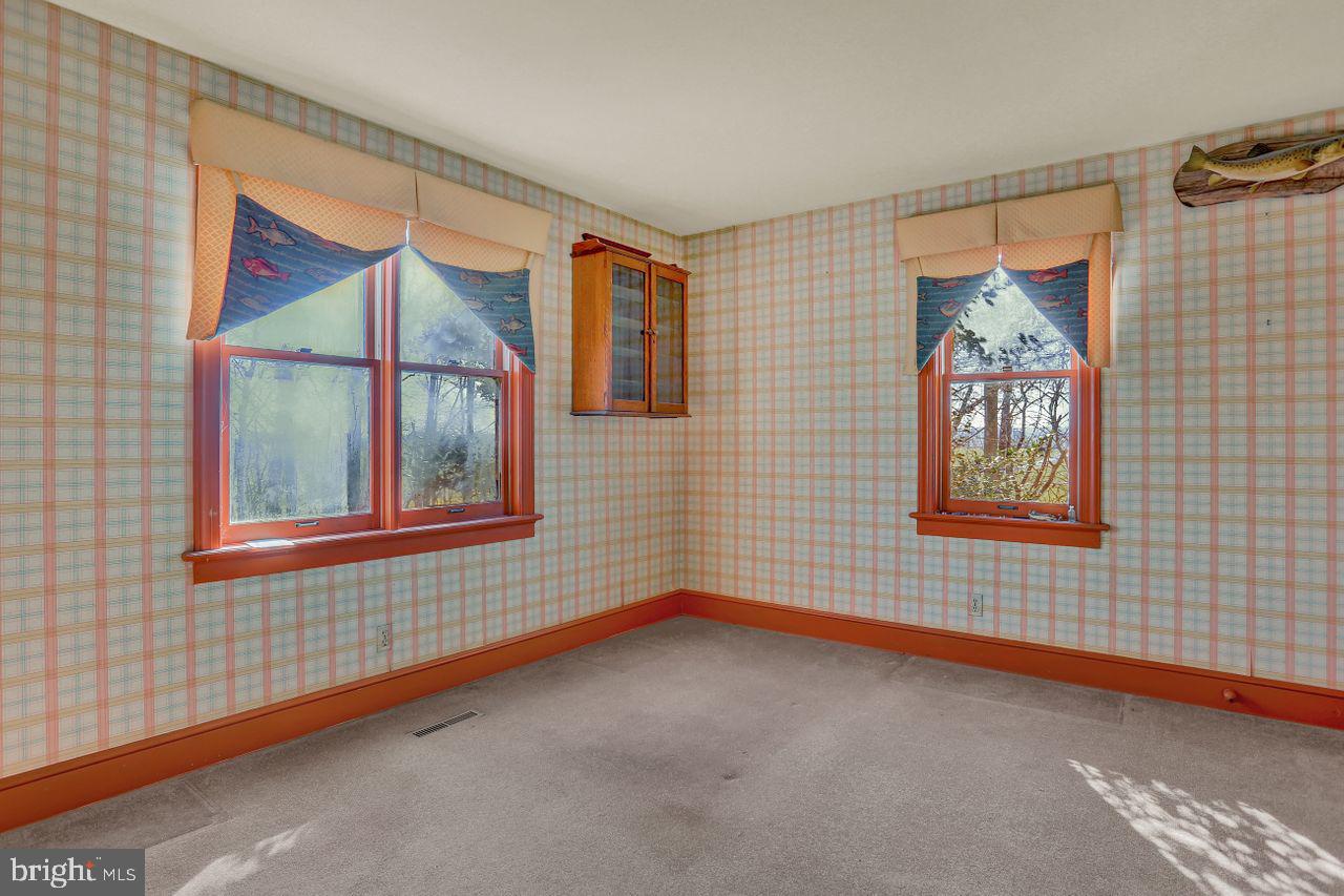 1827 Landis Road Mount Joy, PA 17552 - Photo 23 of 34 Gallery Image 23