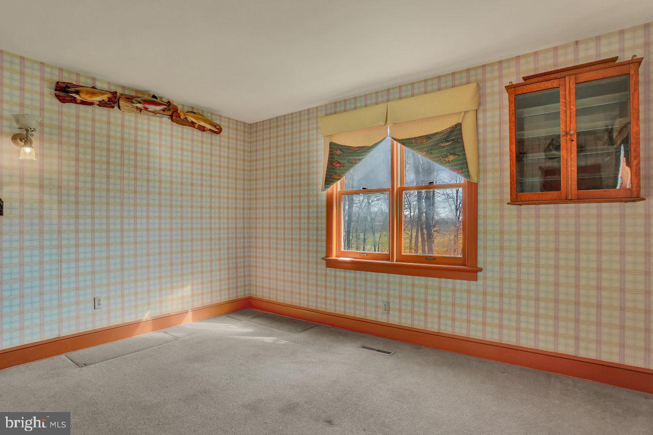 1827 Landis Road Mount Joy, PA 17552 - Photo 25 of 34 Gallery Image 25