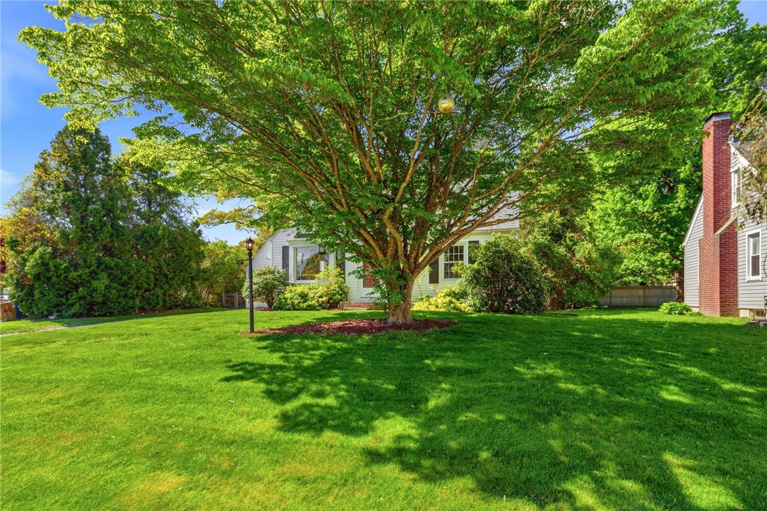 97 Delwood Road Warwick, RI 02889 - Photo 33 of 35 Gallery Image 33