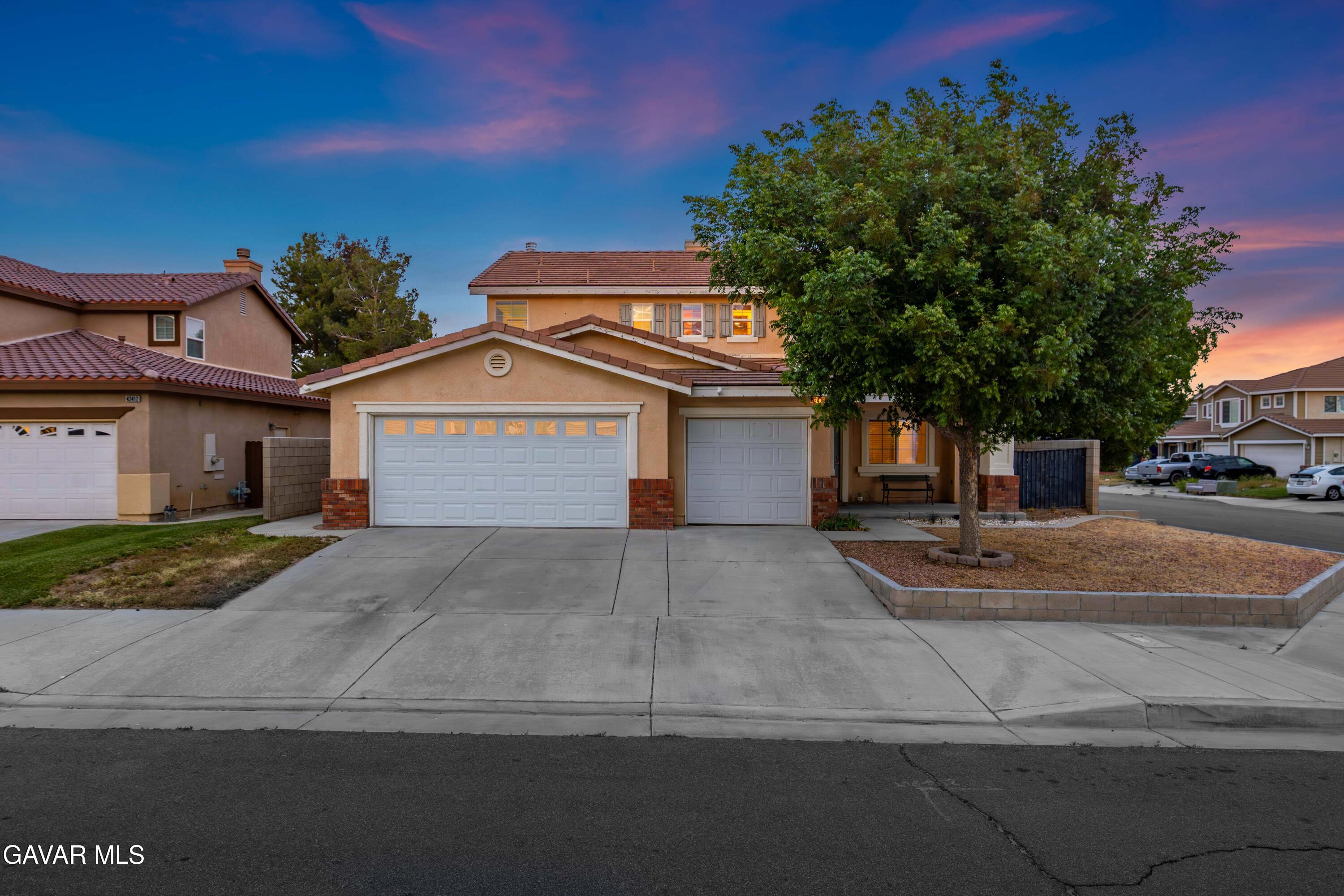 43406 Rucker Street Lancaster, CA 93535 - Photo 3 of 45 43406 Rucker St-6