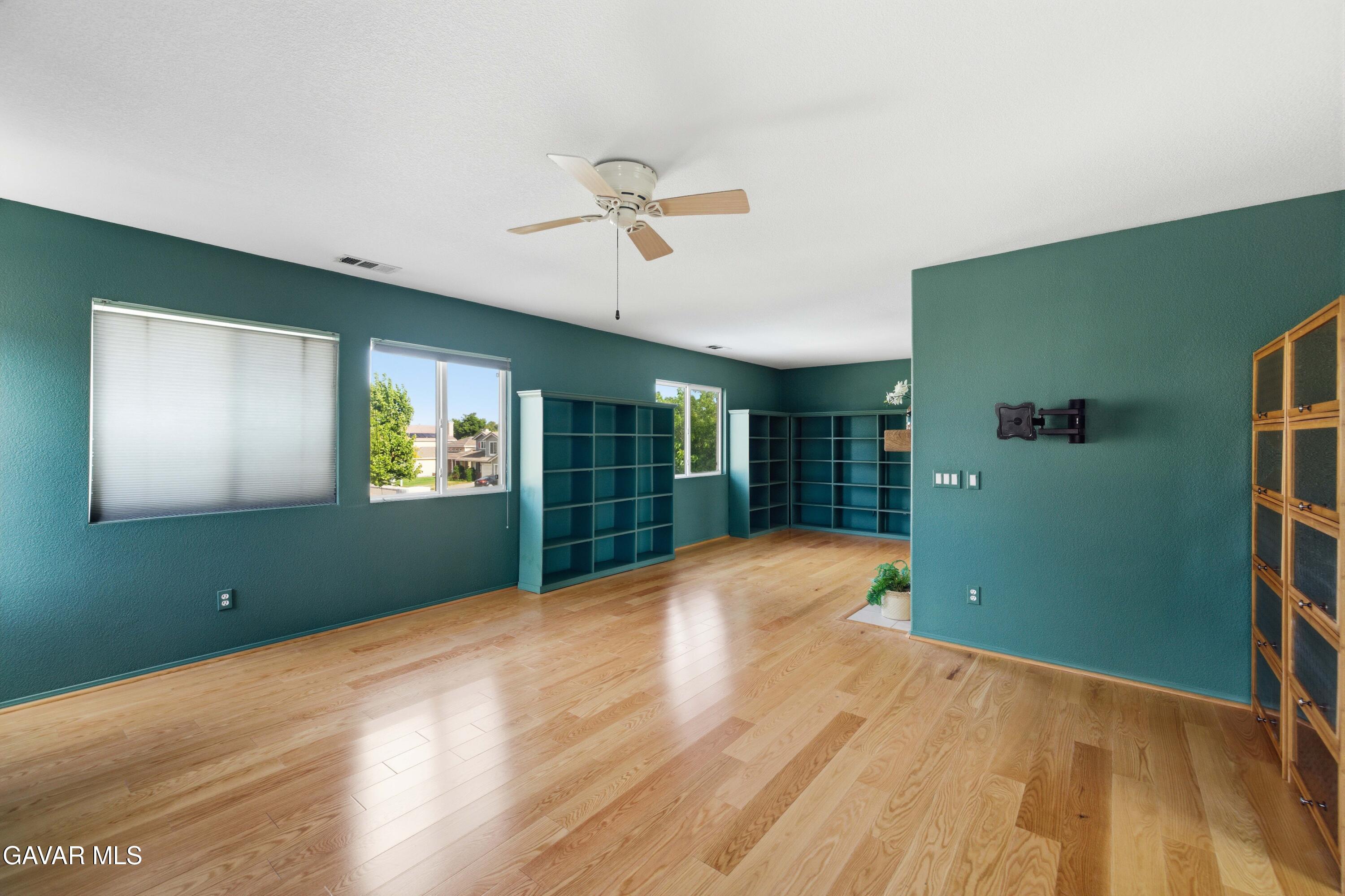 43406 Rucker Street Lancaster, CA 93535 - Photo 37 of 45 43406 Rucker St-37