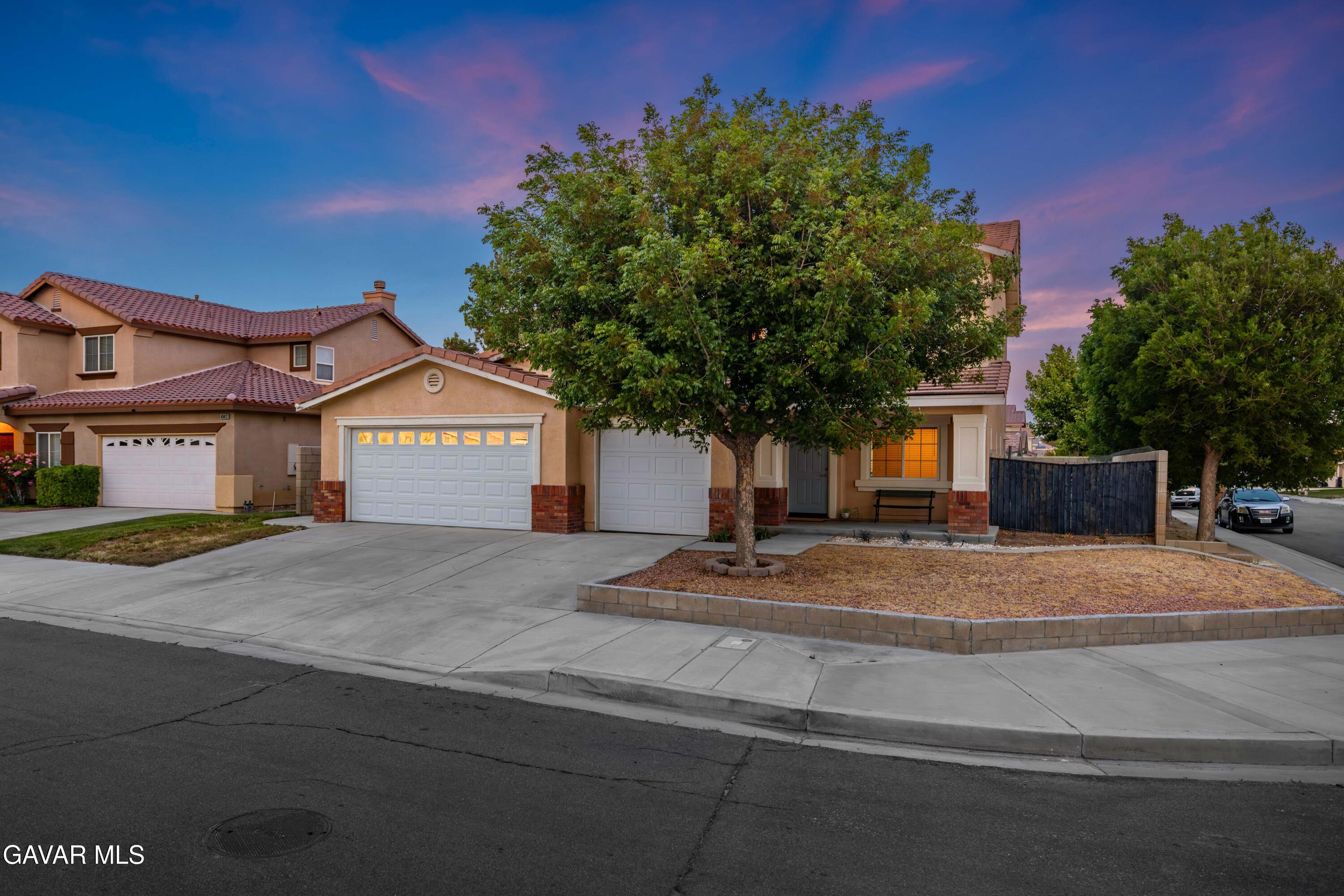 43406 Rucker Street Lancaster, CA 93535 - Photo 4 of 45 43406 Rucker St-7