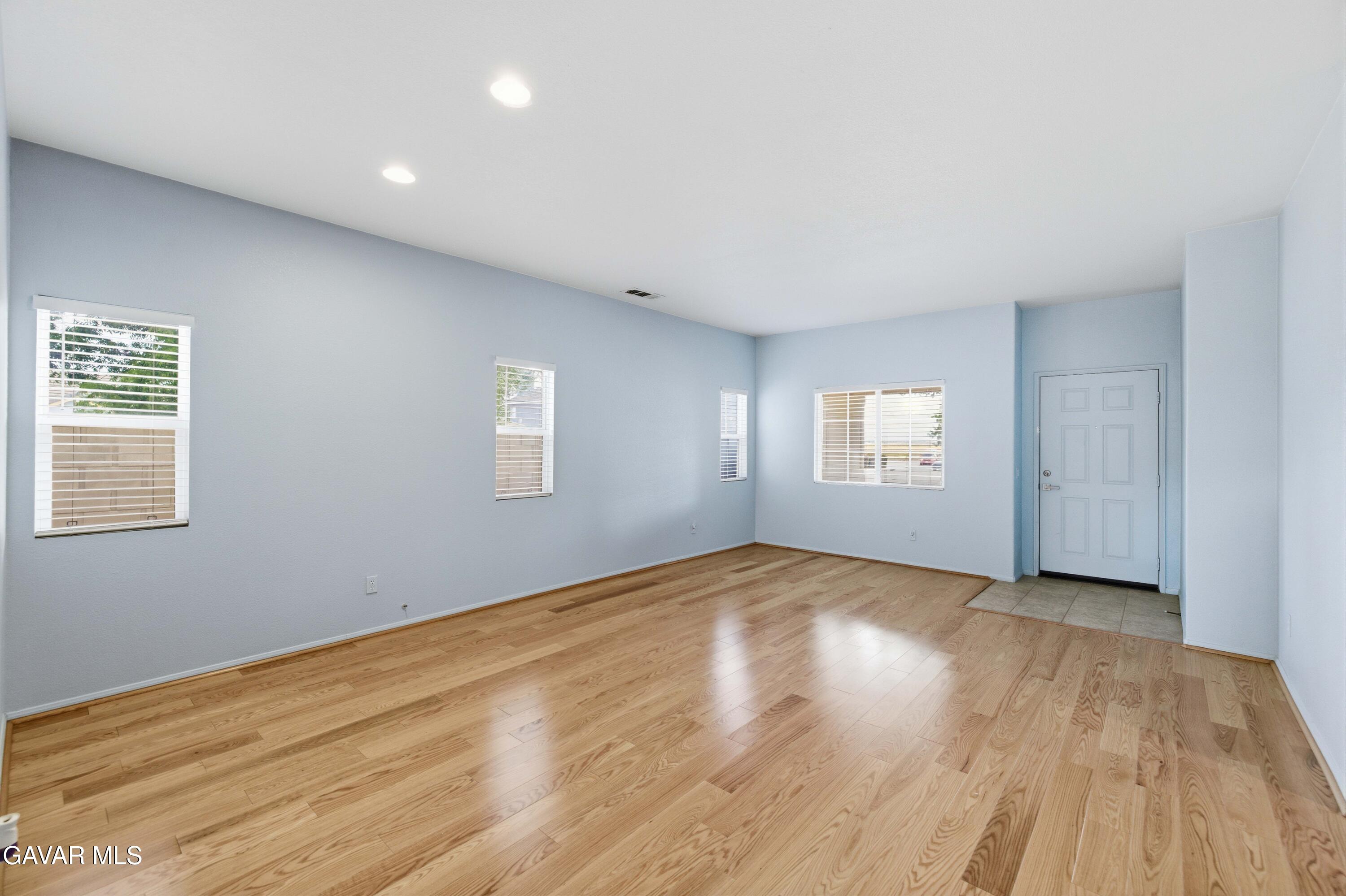 43406 Rucker Street Lancaster, CA 93535 - Photo 8 of 45 43406 Rucker St-8